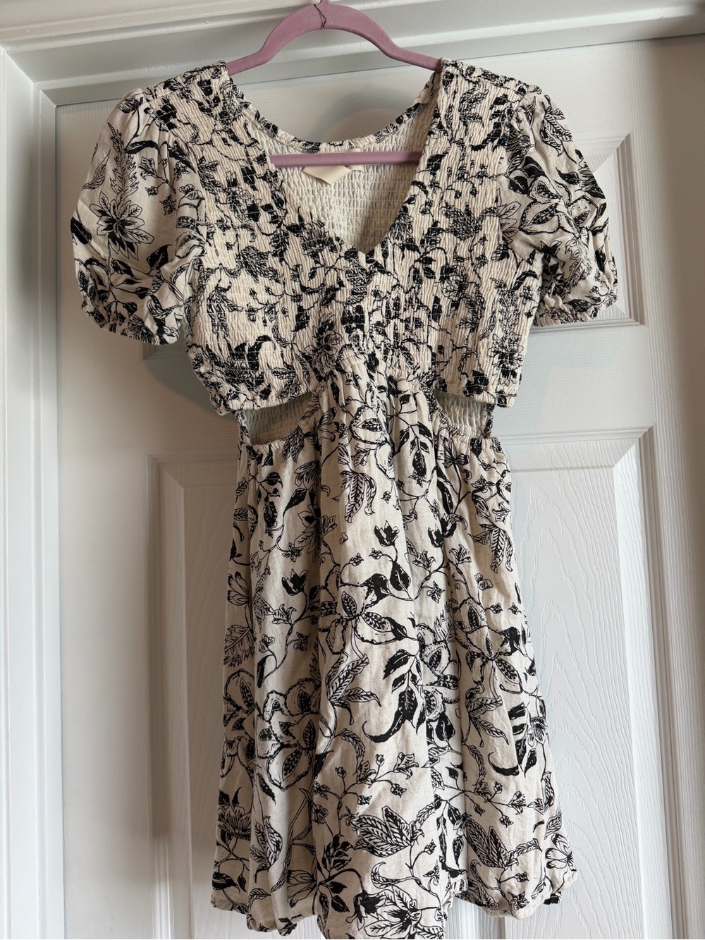 Women’s Floral Smocked Waist Dress - Black on Cream